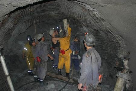 杂多工程爆破中的危险因素分析以及应对工程爆破危险的措施